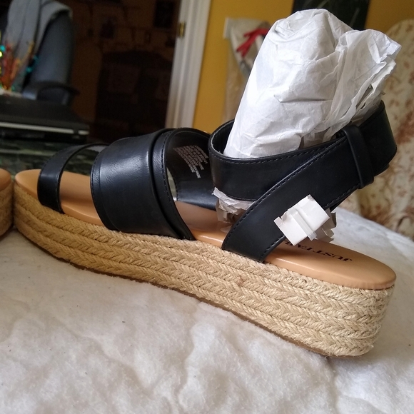 LADIES BLACK Wedge Sandal - Picture 5 of 8